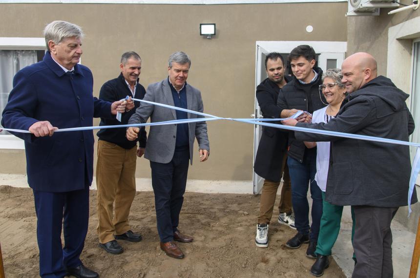El gobernador Ziliotto acompañó al intendente de Villa Mirasol en la inauguración