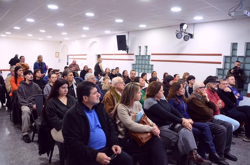 El encuentro en el salón Los Pioneros tuvo presencia representativa