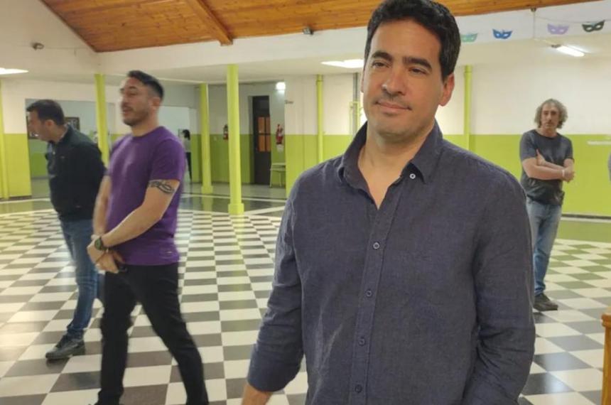 Adri�n Ravier vocero y principal referente de la LLA en la provincia
