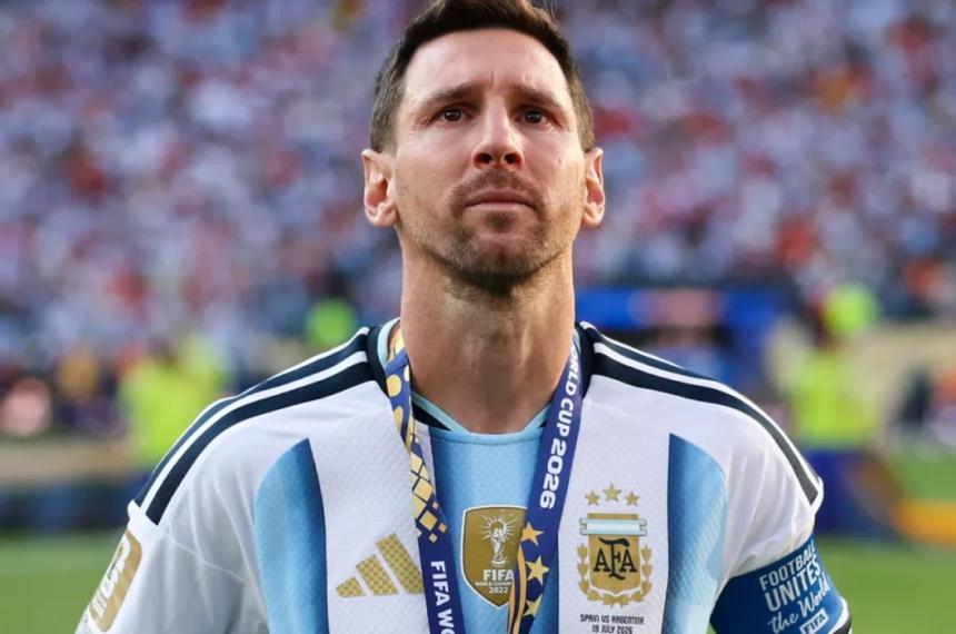 Leo Messi se mostró con la medalla de plata en su IG Un mensaje en sí mismo