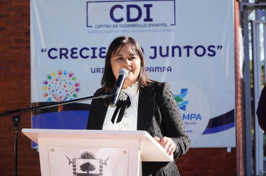 Intendenta de Uriburu Ivana Ferrer