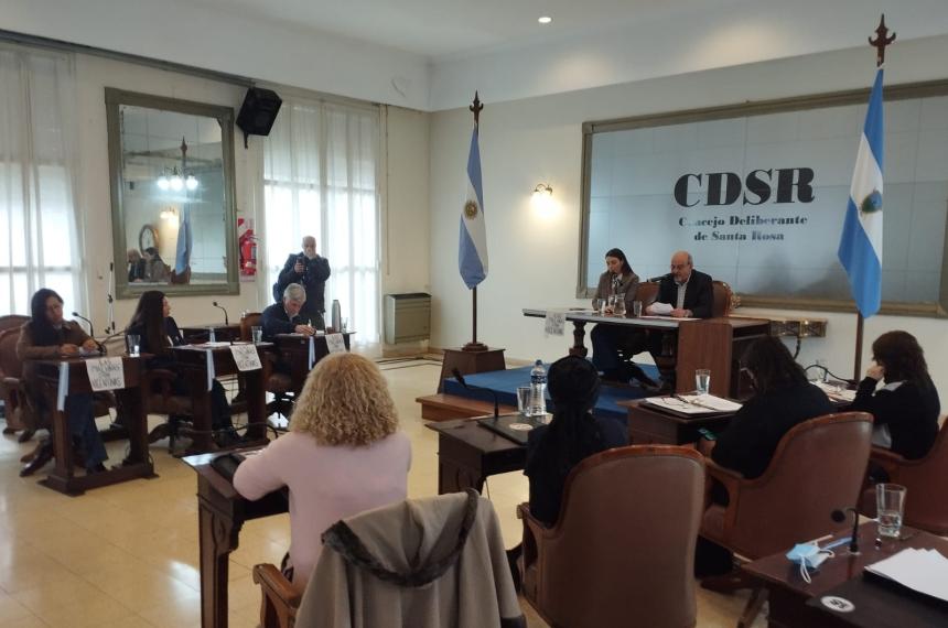 Un oficialismo en minoría logró de todos modos la aprobación de la reforma que propuso di N�poli