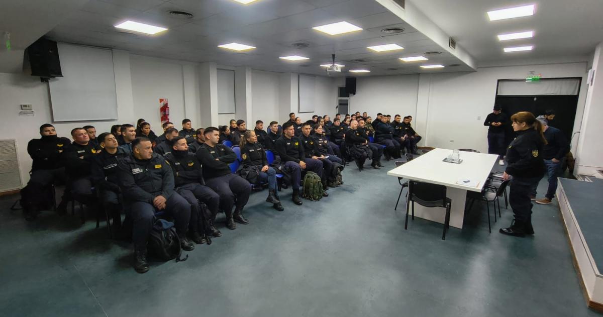 Los cursos son permanentes en la Policía