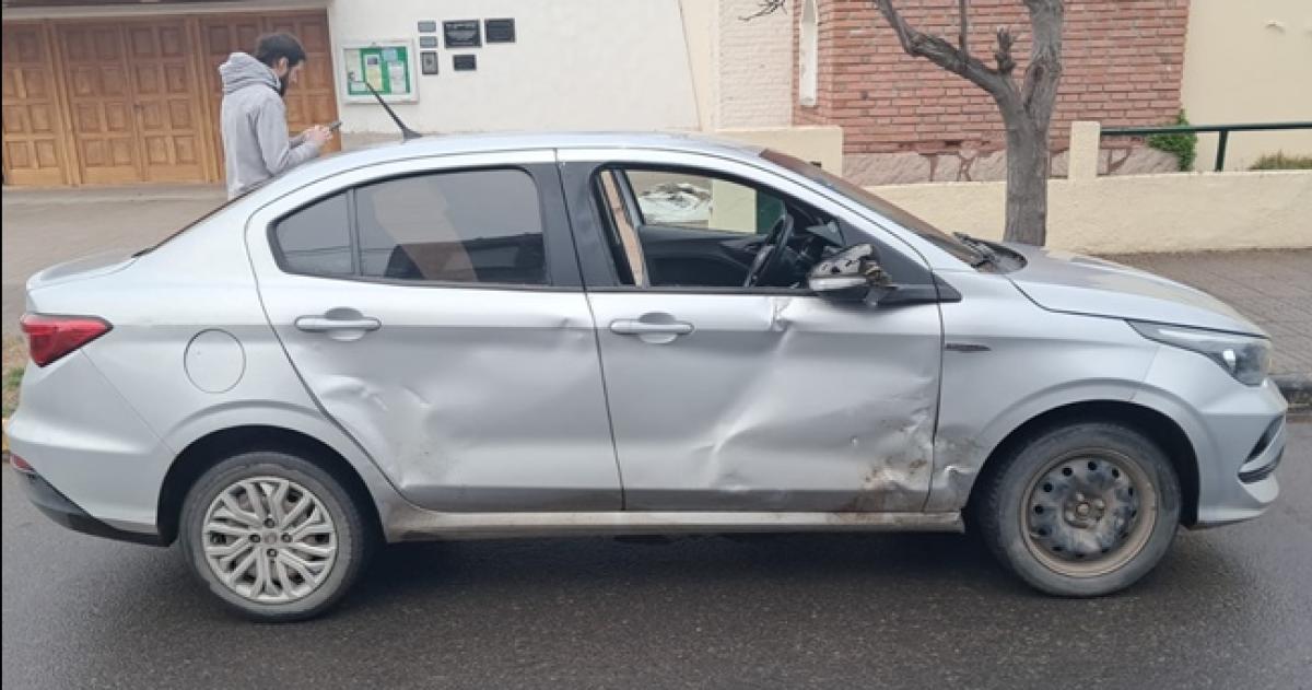 El choque se produjo en la esquina de Ra�l B Díaz y Neuquén