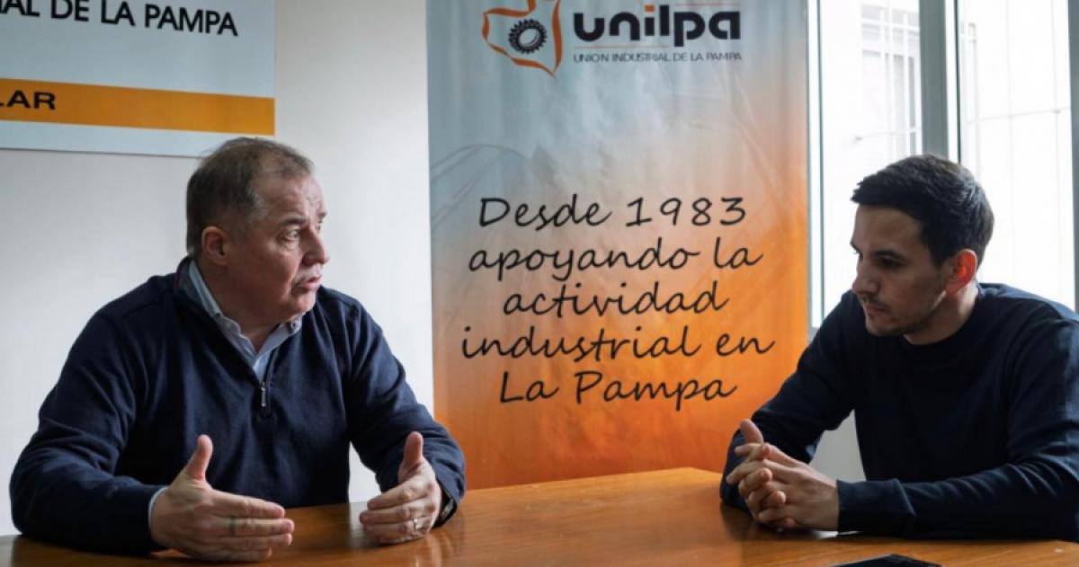Marcelo Pedehonta� mantuvo una reunión en la sede de UNILPa con el gerente de la entidad Santiago Ferreiro