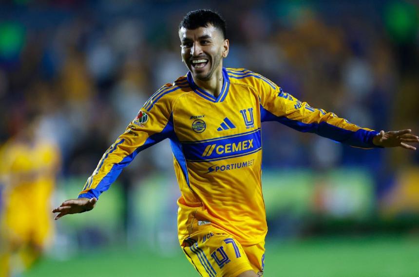 El pase de Correa a River volvió a sufrir complicaciones