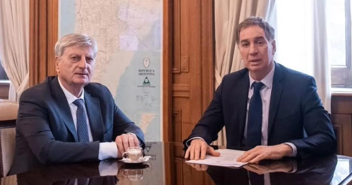 El gobernador Ziliotto junto al ministro Santilli