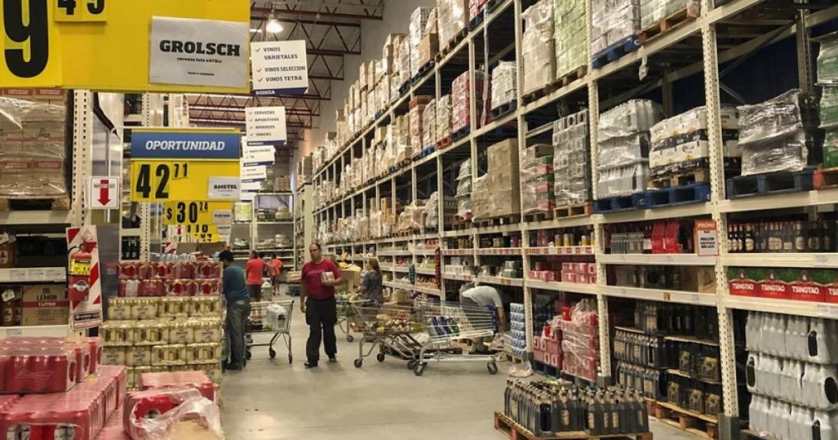 Los trabajadores de comercio tendr�n un aumento del 57-en-porciento- m�s sumas no remunerativas