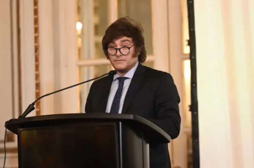 Milei apunta a la reforma del BCRA