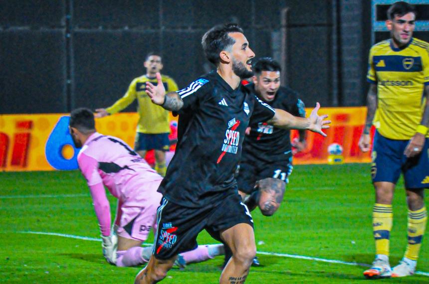 Riestra capitalizó los numerosos errores del fondo de Boca
