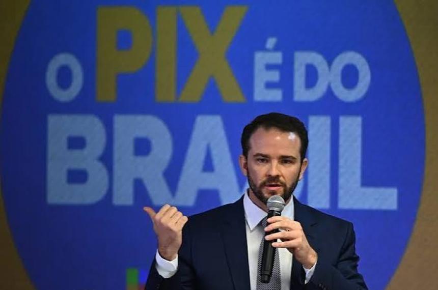 Dario Durigan ministro de Hacienda de Brasil