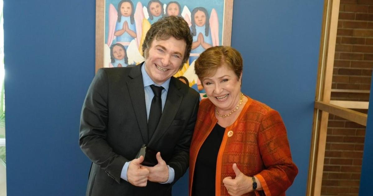 El presidente junto a la directora general del FMI