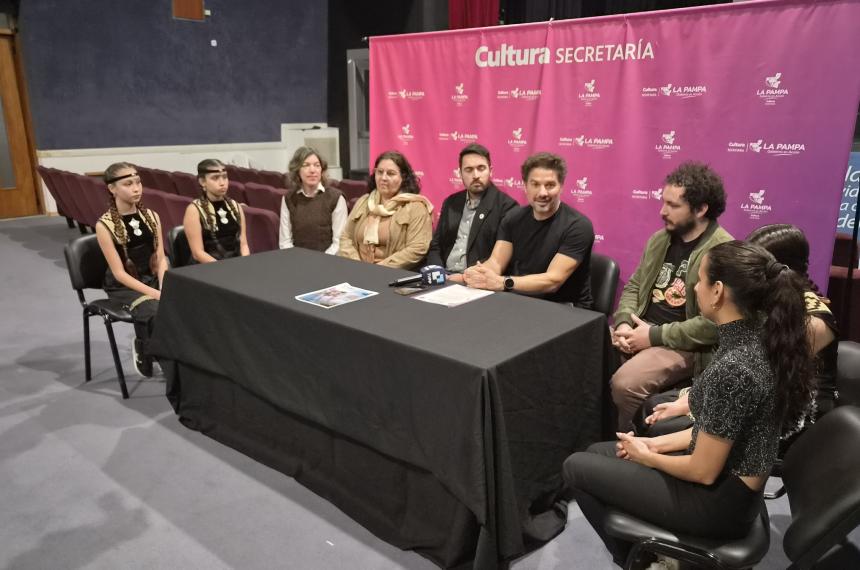 El anuncio de las autoridades culturales provinciales y municipales