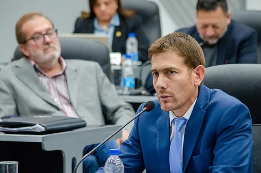 El diputado radical Javier Torroba descartó una alianza con el tiernismo