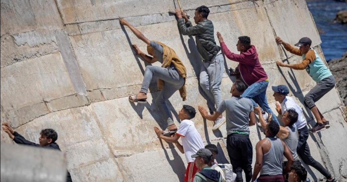 Una postal del drama de los migrantes africanos