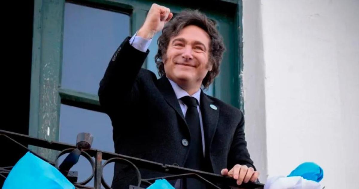 Javier Milei respaldó a Manuel Adorni frente a la investigación judicial defendió la estrategia oficial sobre Malvinas y minimizó el impacto del apoyo financiero de Estados Unidos durante la crisis cambiaria