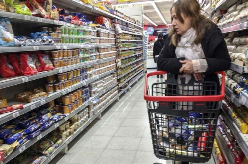 El consumo y los salarios no repuntan desde 2023