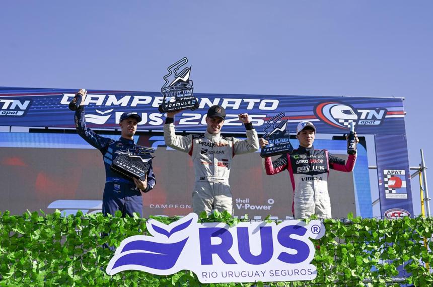 El podio de la final del domingo en San Juan
