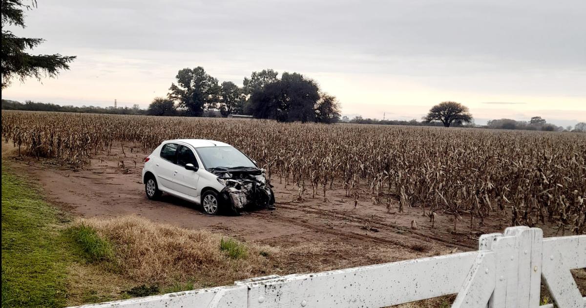  El auto sufrió importantes daños materiales