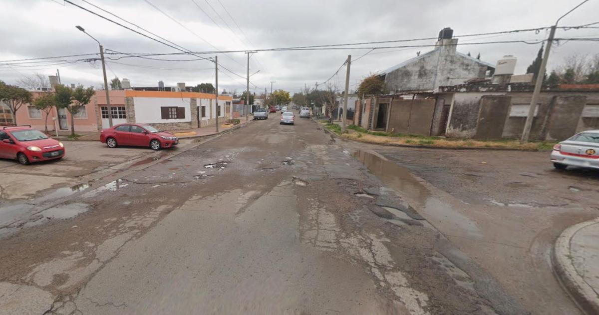 Los vecinos advierten por la insalubridad que generan los destrozos de las red cloacal