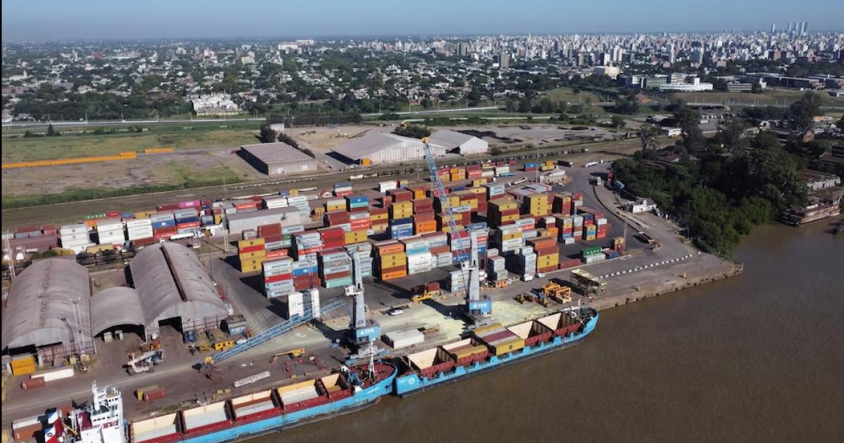 Paro portuario: estiman pérdidas de USD 100.000 diarios por cada uno de los 185 buques varados