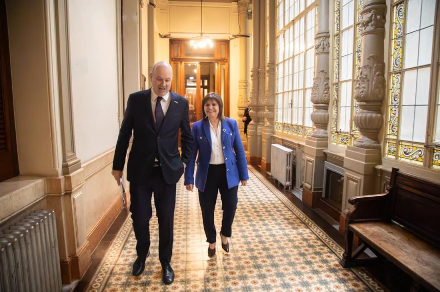 Bullrich y Sturzenegger en el Senado