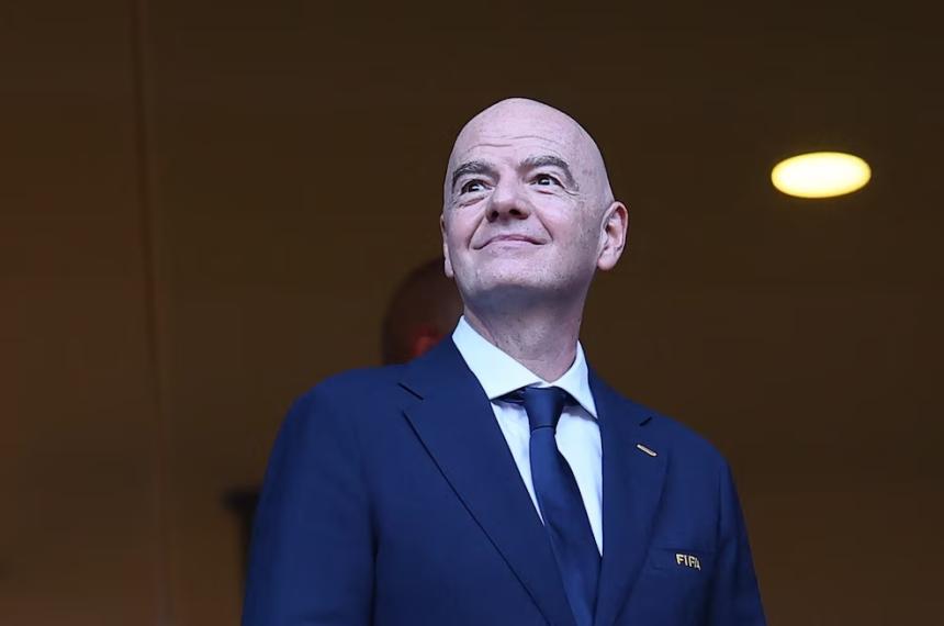 Gianni Infantino enfrenta días convulsionados al mando de la FIFA