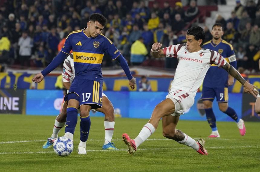 Bocay Estudiantes juegan en el Palacio Ducó