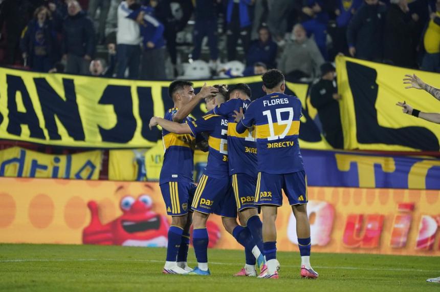 Boca festeja el gol de Ascacíbar