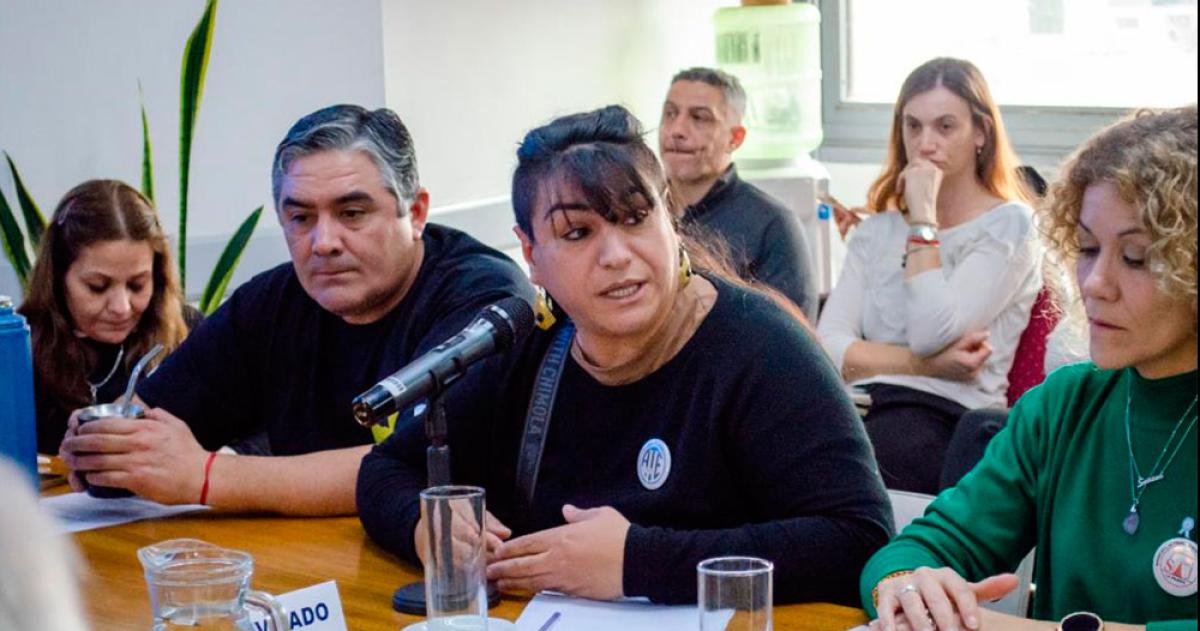 Las referencias sindicales participaron del encuentro en la Legislatura