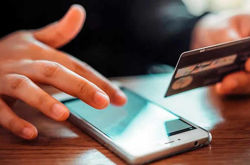 El 23 de diciembre de 2023 el cliente recibió un correo electrónico que aparentaba haber sido enviado por el banco