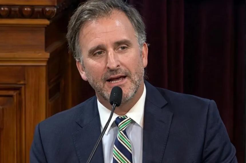 El senador libertario Joaquín Benegas Lynch