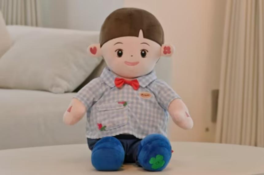 Muñecas con IA son usadas en Corea del Sur para hacer compañía a adultos mayores