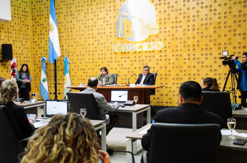 En la 12° sesión estuvieron presentes todos los concejales y concejalas