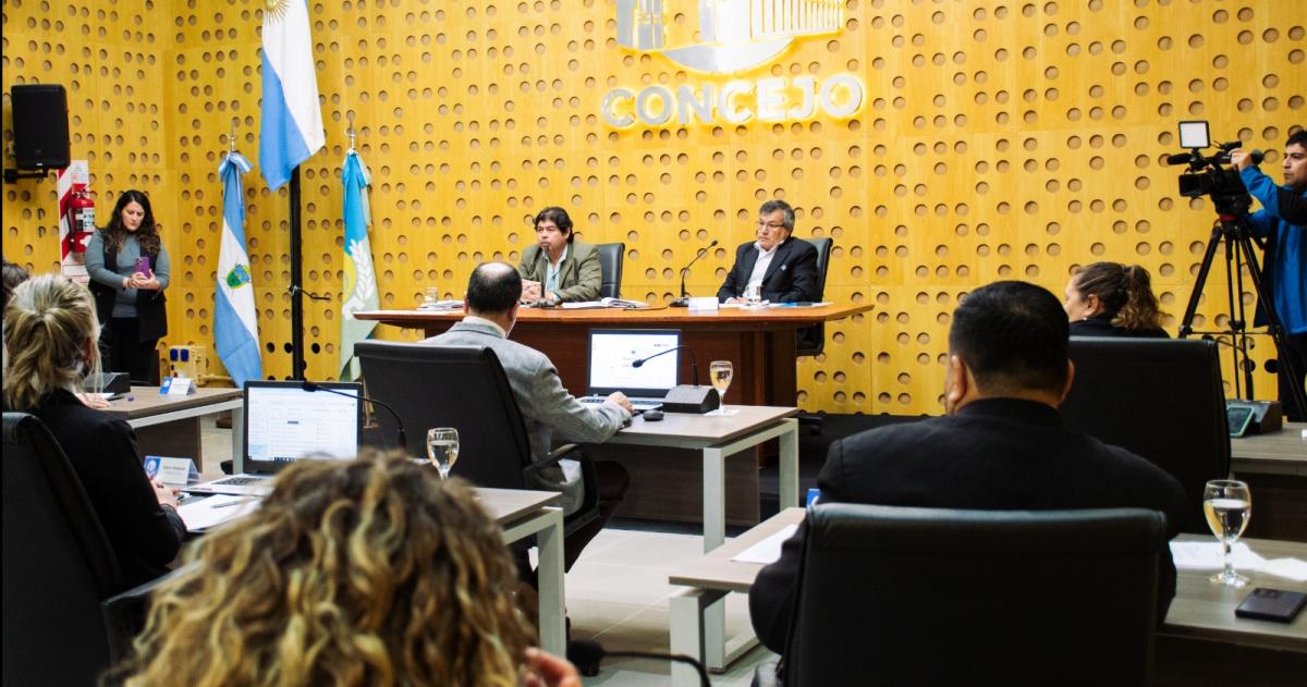 En la 12° sesión estuvieron presentes todos los concejales y concejalas