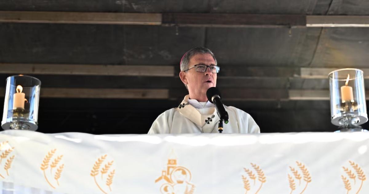 La misa central por San Cayetano fue llevada a cabo por Monseñor Jorge Ignacio García Cuerva arzobispo de Buenos Aires