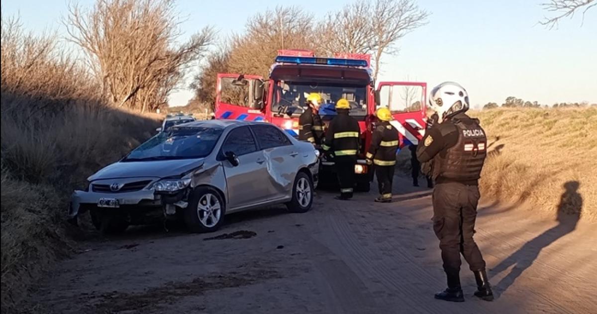 Los ocupantes del auto no sufrieron heridas graves