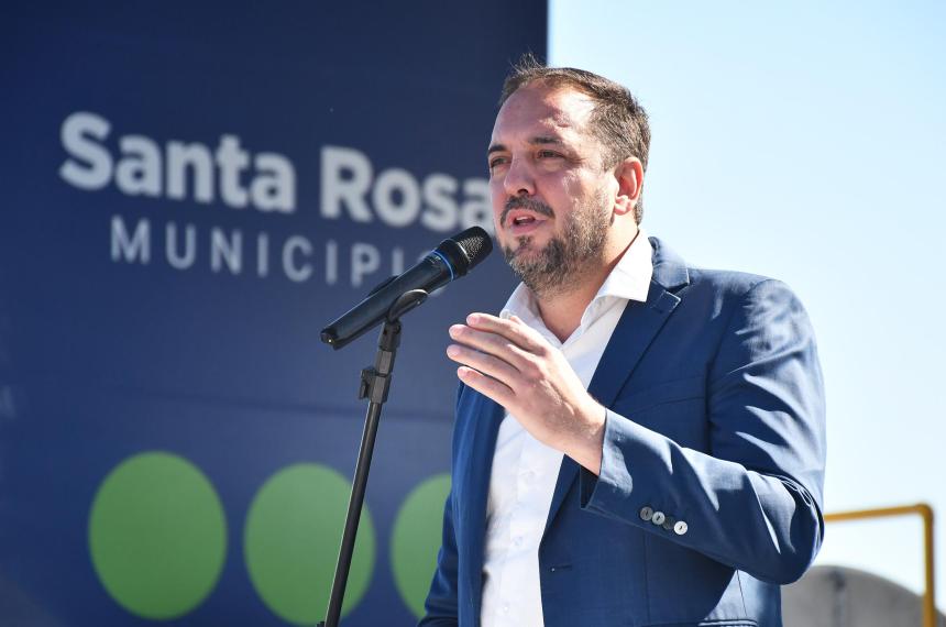 El intendente santarroseño Luciano di N�poli