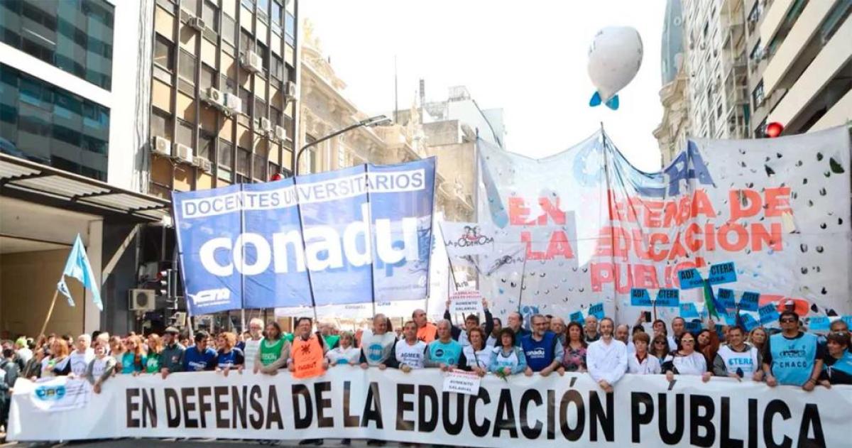 El Ministerio de Capital Humano cuestionó el paro universitario previsto para el 12 de agosto y aseguró que el Gobierno cumple con la normativa vigente
