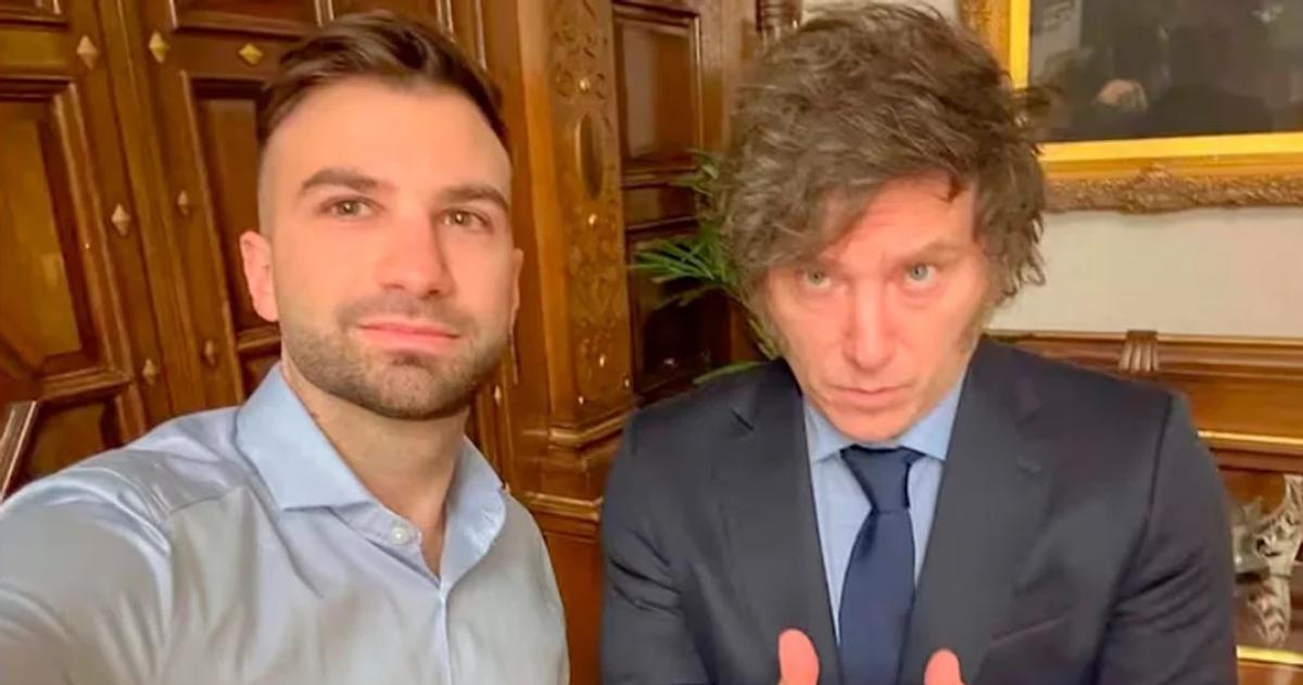 Mauricio Novelli junto al presidente Javier Milei en la Casa Rosada