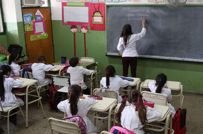 El estudio analizó la trayectoria de inicio de primer grado en 2020 hasta sexto en 2025