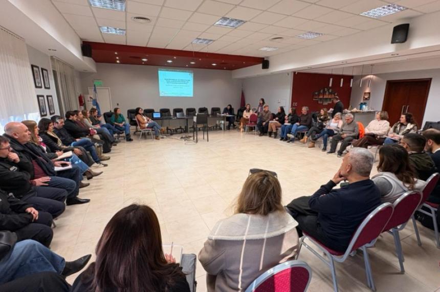 Una de las �ltimas reuniones para los acuerdos plasmados en la guía de intervención en las escuelas