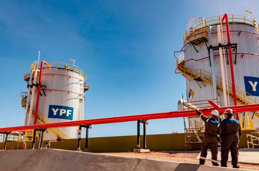 YPF presentó Argentina LNG al RIGI un megaproyecto de US51000 millones que conectar� el gas de Vaca Muerta con una plataforma de producción y exportación de GNL desde las costas de Río Negro