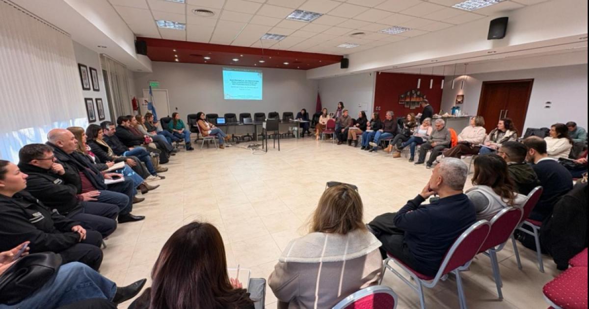 Una de las �ltimas reuniones para los acuerdos plasmados en la guía de intervención en las escuelas