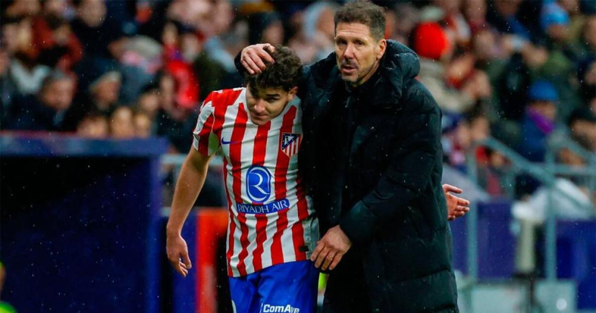 Juli�n Álvarez quedó afuera del partido ante Olympique de Marsella mientras crecen en España las versiones sobre su deseo de abandonar el Atlético de Madrid y un posible interés del Barcelona
