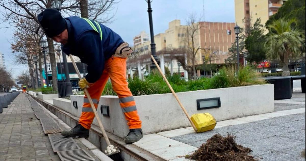Operarios municipales trabajaron en distntos sectores de la ciudad