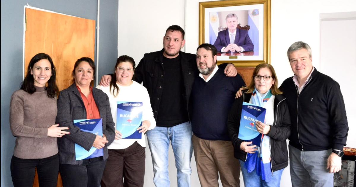 Entregan aportes a familias pampeanas
