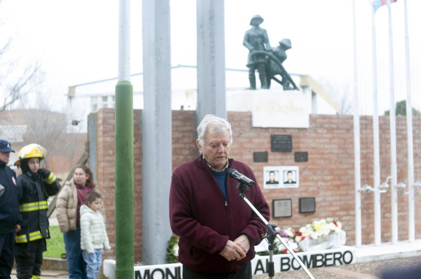 Omar Perez padre de uno de los bomberos fallecidos
