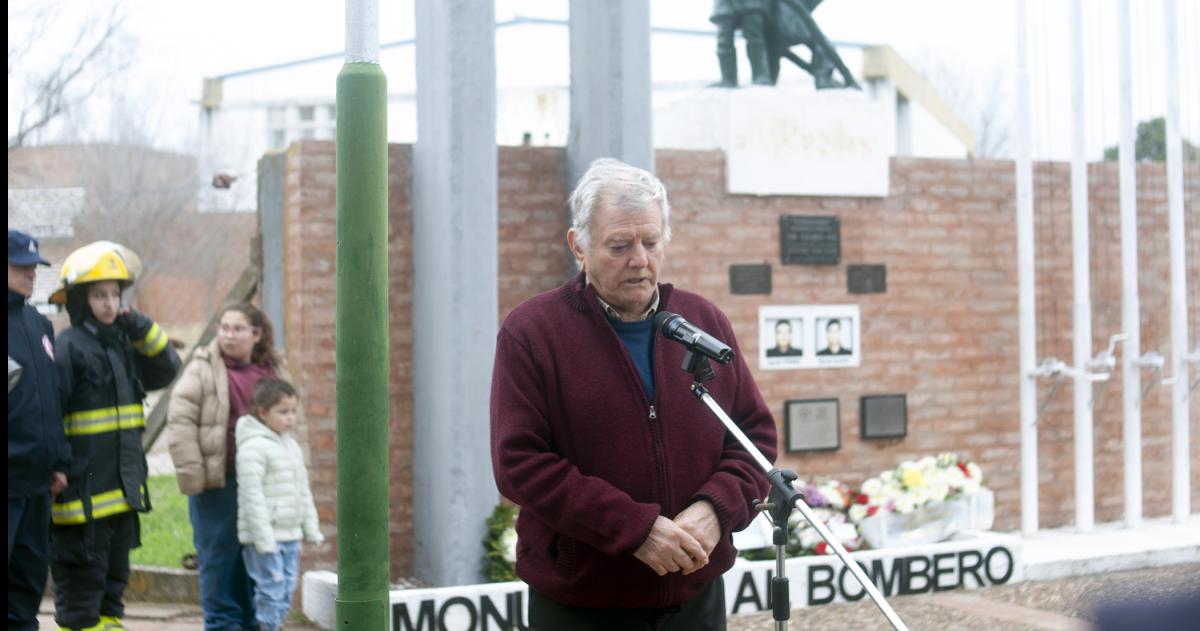 Omar Perez padre de uno de los bomberos fallecidos