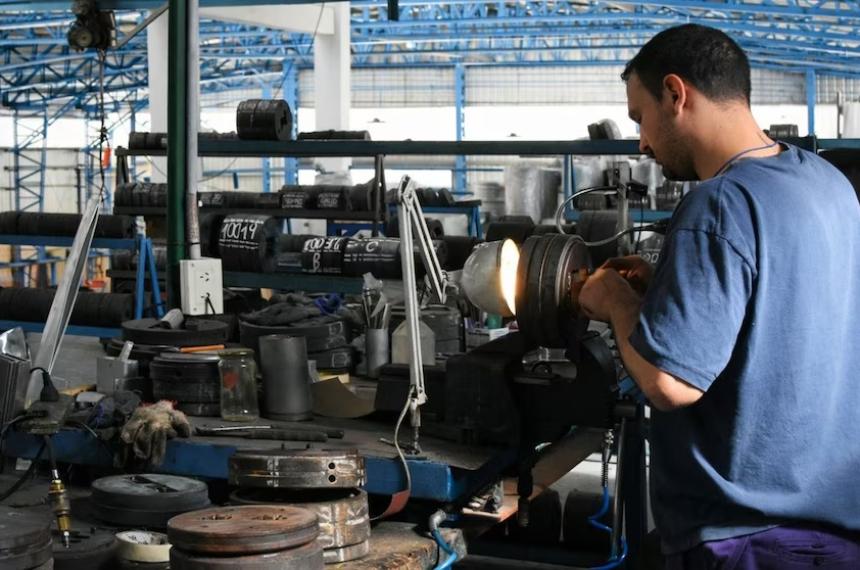El 24-en-porciento- de las PyME industriales registró al menos un atraso en sus vencimientos durante el segundo trimestre de 2026
